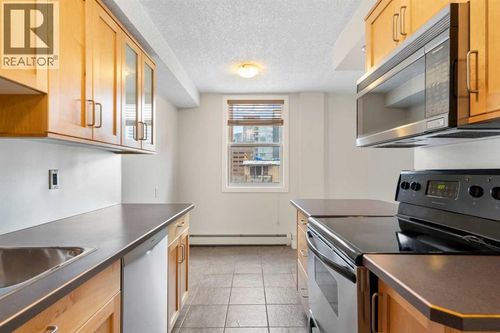 605 14 Ave Sw, Calgary, AB, T2R0M9 | Card Image