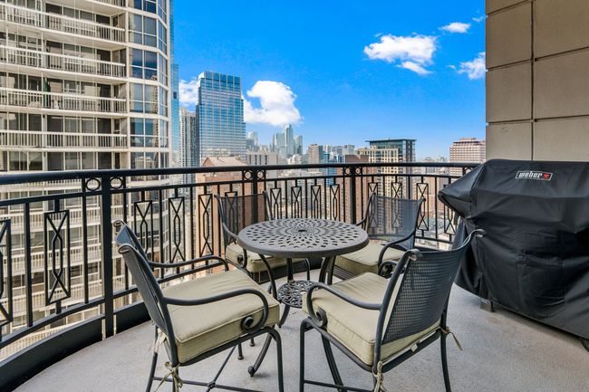 APT-28D - 10 E Delaware Pl, Condo with 3 bedrooms, 4 bathrooms and null parking in CHICAGO IL | Image 16