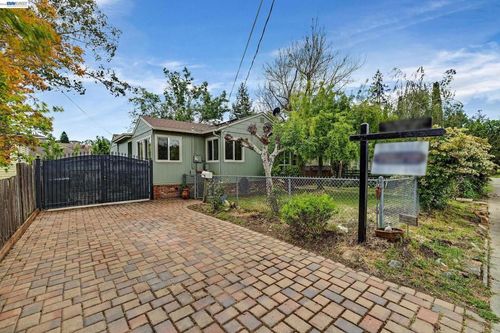 1947 E St, Fairview, CA, 94541-5419 | Card Image