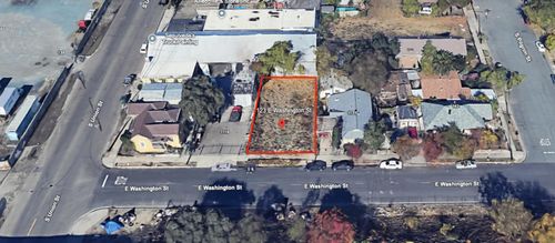 1123 E Washington St, Stockton, CA, 95205-5547 | Card Image