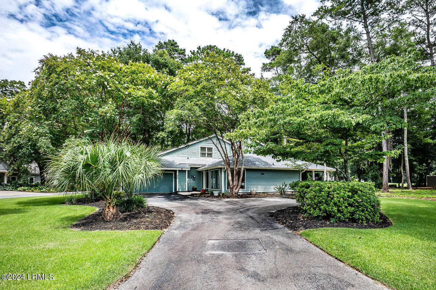 Bb Sams Dr, Saint Helena Island, SC 29920