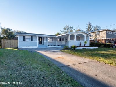 1256 Lamanto Avenue E, House other with 3 bedrooms, 2 bathrooms and null parking in Jacksonville FL | Image 1