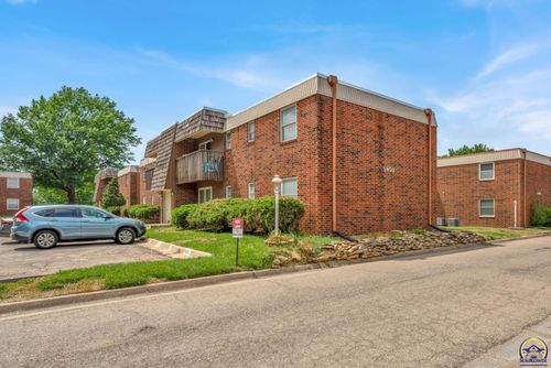 apt-1-5450 Sw 12th Ter, Topeka, KS, 66604-2349 | Card Image