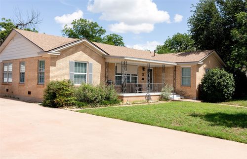 749 S Leggett Dr, Abilene, TX, 79605-3831 | Card Image