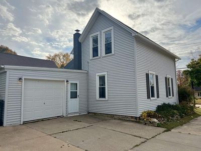 714 W Wisconsin Avenue, House other with 3 bedrooms, 1 bathrooms and null parking in KAUKAUNA WI | Image 2