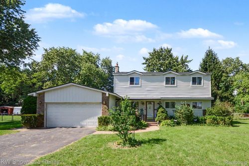 1275 Shoman Street, Waterford Charter Township, MI, 48327 | Card Image