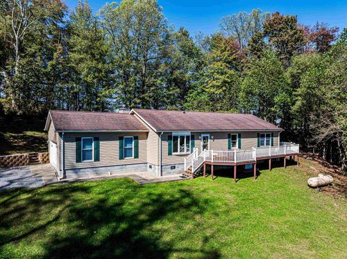 1914 Carpenter Dr, Fairmont, WV, 26554-2870 | Card Image