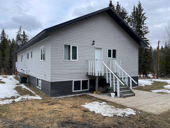 47415 Range Road 31, Home with 4 bedrooms, 3 bathrooms and 2 parking in Rural Leduc County AB | Image 3