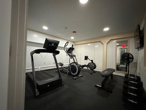 207-2955 White Mountain Hwy, North Conway, NH, 03860-5111 | Card Image