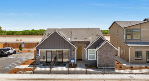 947 Lisbon Avenue, Tulare, CA, 93274 | Card Image