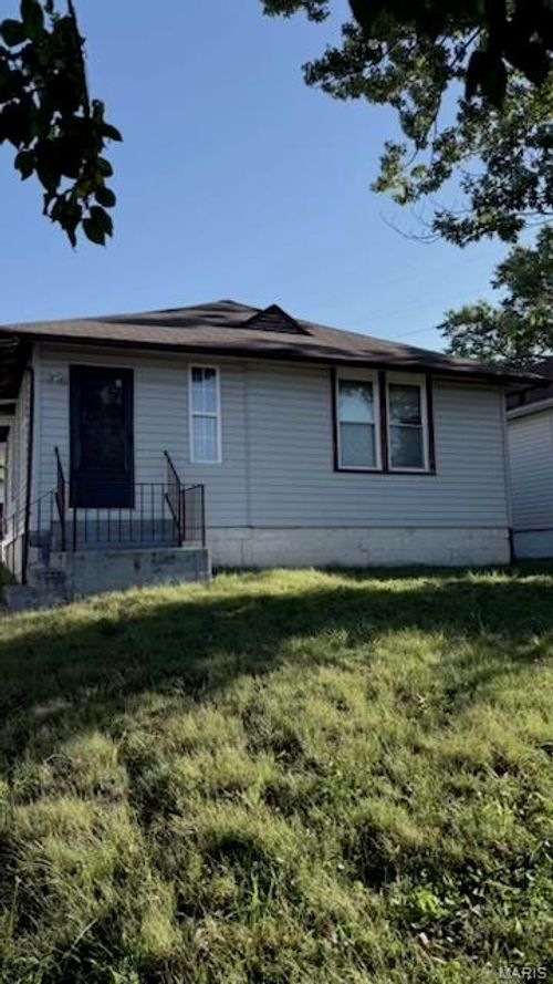 8109 Allen Avenue, St Louis, MO, 63114 | Card Image