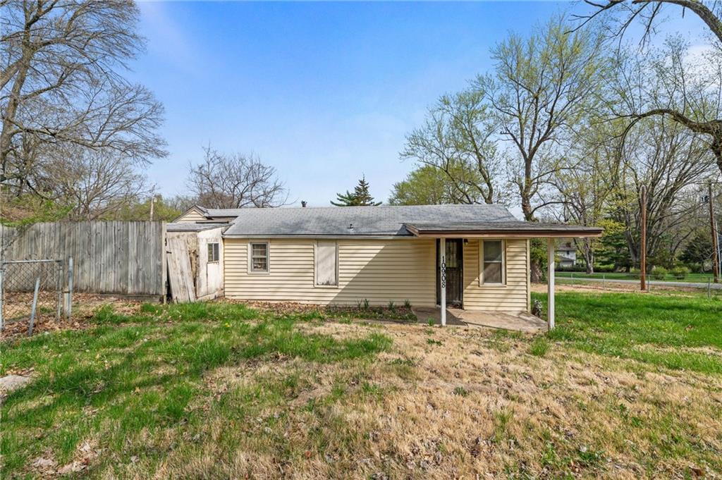 66th St, Raytown, MO 64133