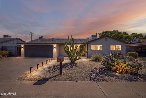 6814 E Belleview St, Scottsdale, AZ, 85257-3209 | Card Image