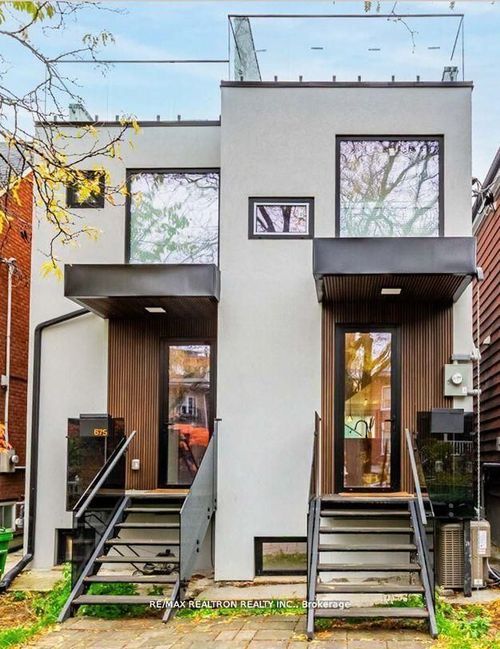 673 Crawford St, Toronto, ON, M6G3K1 | Card Image