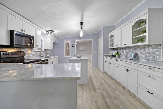 737 Lake Shore Dr, House other with 3 bedrooms, 2 bathrooms and 2 parking in Trinity TX | Image 23