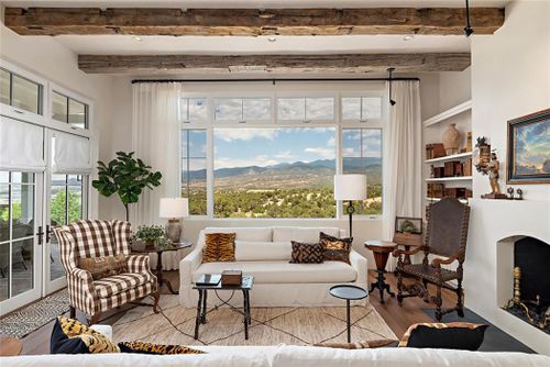 4000 Enclave Way, Santa Fe, NM, 87506 | Card Image