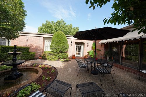 4c4-2436 E 72nd Pl, Tulsa, OK, 74136-5502 | Card Image