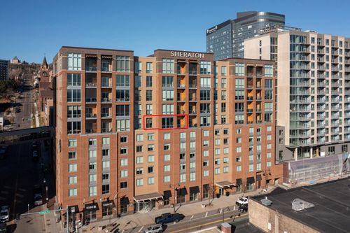 704-311 E Superior St, Duluth, MN, 55802-2256 | Card Image