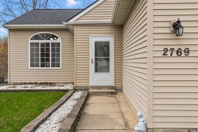 2769 Paddington Dr Se, House other with 4 bedrooms, 2 bathrooms and null parking in Kentwood MI | Image 5
