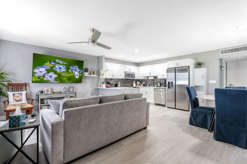 h-191 Seville H, Delray Beach, FL, 33446-2118 | Card Image