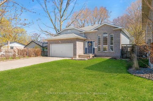 19 Dell Dr, Strathroy, ON, N7G1C6 | Card Image