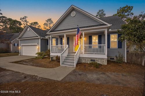 940 Eden Dr, Southport, NC, 28461-9518 | Card Image