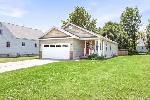 2504 John L Street, Port Huron, MI, 48060 | Card Image