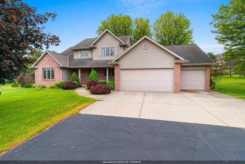 3386 Hawkeye Court, SUAMICO, WI, 54313 | Card Image