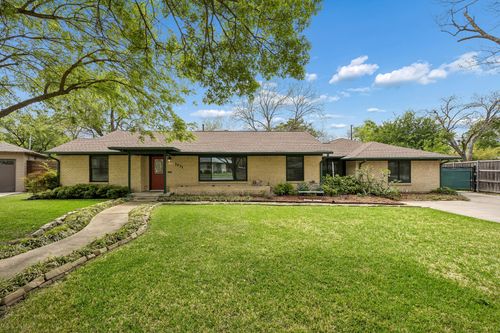 1131 Wicklow Dr, Dallas, TX, 75218-2849 | Card Image