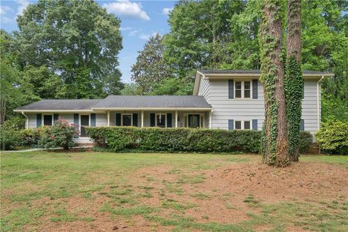 441 Village Green Ct Sw, Lilburn, GA, 30047-4129 | Card Image
