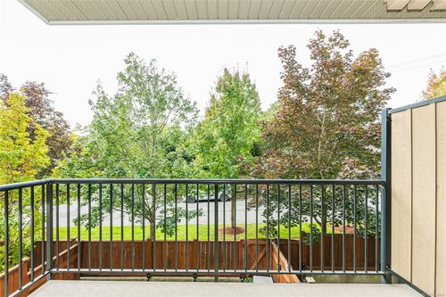 214-21 Conard St, View Royal, BC, V8Z0C4 | Card Image