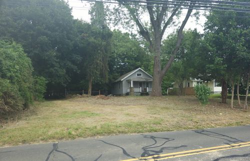 142 Wolfpit Ave, Norwalk, CT, 06851-3433 | Card Image
