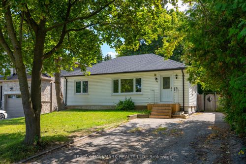 43 Meadowview Ave, Thornhill, ON, L3T1K6 | Card Image