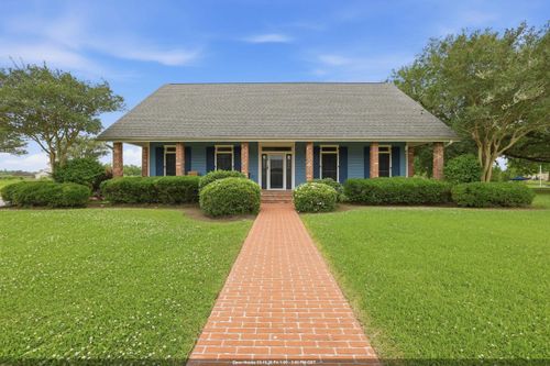 128 E 43rd Pl, Cut Off, LA, 70345-2710 | Card Image