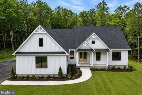 9529 Childacrest Dr, BOONSBORO, MD, 21713-1535 | Card Image