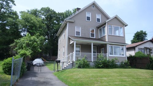 61 Austin St, Chicopee, MA, 01013-2901 | Card Image