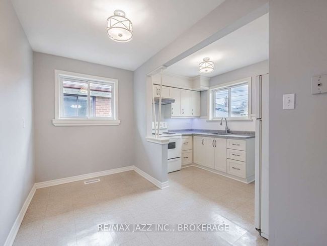 416 Annapolis Ave, House other with 3 bedrooms, 2 bathrooms and 2 parking in Oshawa ON | Image 14