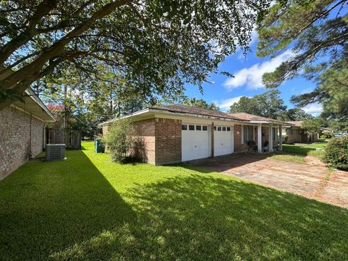 6285 Daisy Dr, Beaumont, TX, 77706-5510 | Card Image