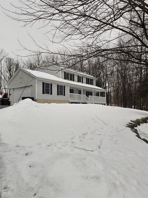 6 Snow St, Bloomingburg, NY, 12721-3034 | Card Image