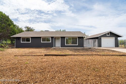 4805 E Cochise Dr, Rimrock, AZ, 86335-5822 | Card Image