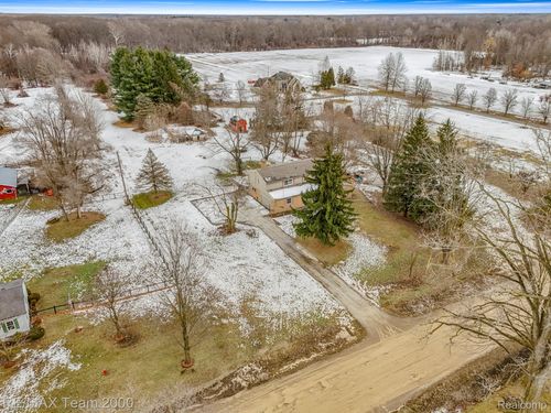 15615 Martinsville Rd, Van Buren Twp, MI, 48111-3071 | Card Image