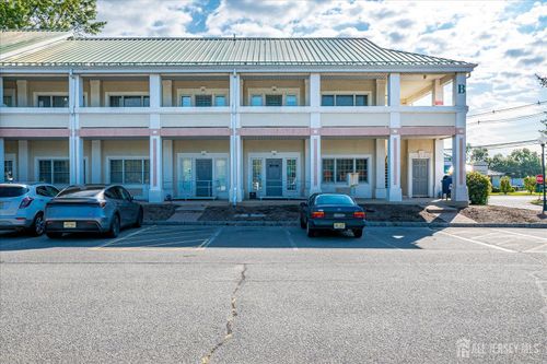 b-35 Bridge St, Metuchen, NJ, 08840-2276 | Card Image