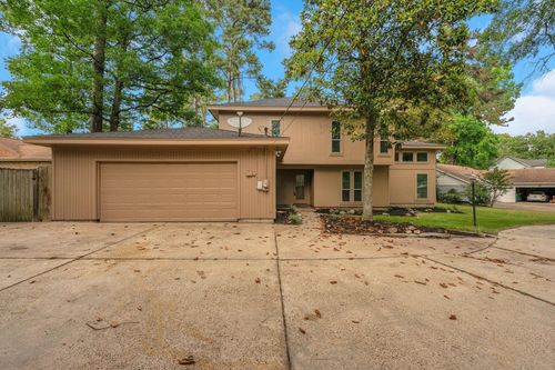 35 Greentree Ln, Conroe, TX, 77304-1108 | Card Image