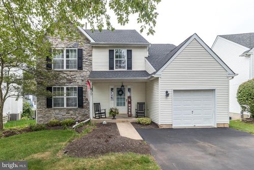 4201 Sir Andrew Cir, DOYLESTOWN, PA, 18902-9654 | Card Image