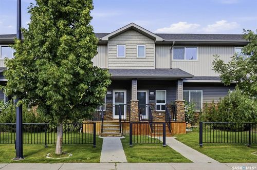 320 Willowgrove Lane, Saskatoon, SK, S7W0H7 | Card Image