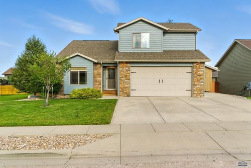 4352 Fieldstone Dr, Rapid City, SD, 57703-6942 | Card Image