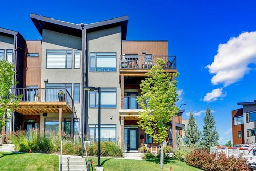 19 Royal Elm Green Nw, Calgary, AB, T3G0G8 | Card Image
