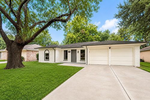 13619 Elm Ct, Sugar Land, TX, 77498-2241 | Card Image