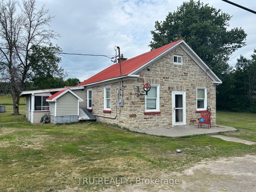 156 County Rd 40, Athens, ON, K0E1B0 | Card Image