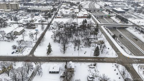 1215 S Grand Traverse St, Flint, MI, 48502-1019 | Card Image